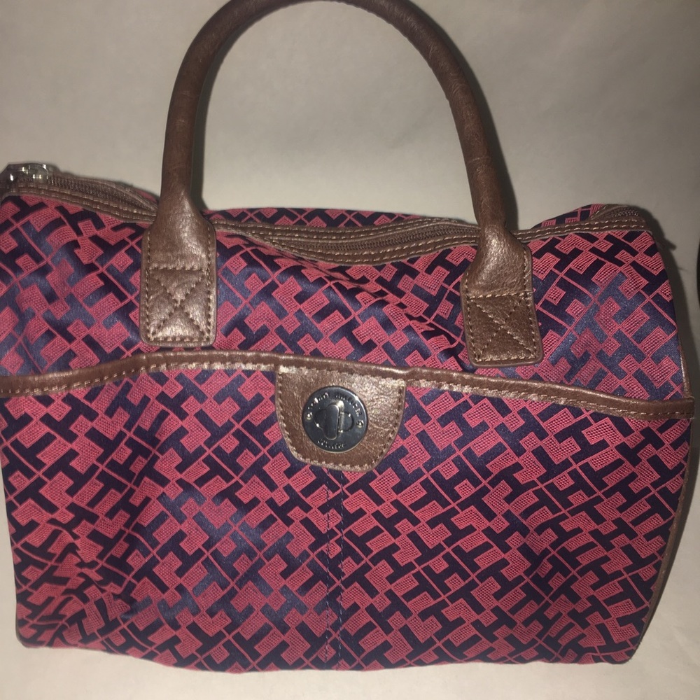 Tommy Hilfiger logo speed bag red and blue